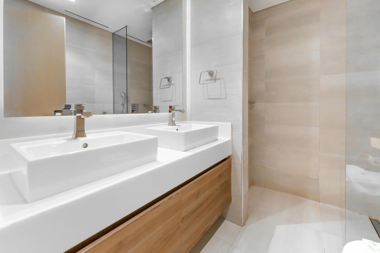 Fam Living - Mada Residences Downtown Dubaï Extérieur photo