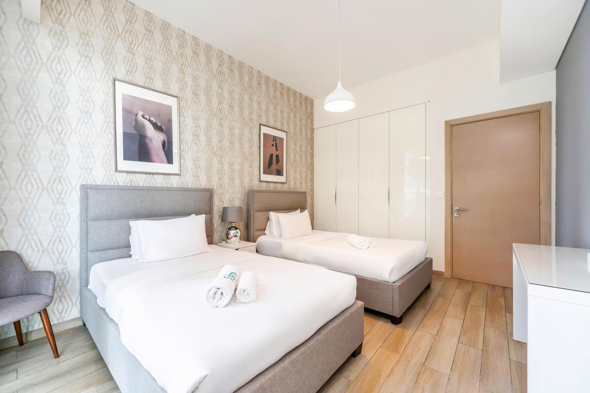 Fam Living - Mada Residences Downtown Dubaï Extérieur photo