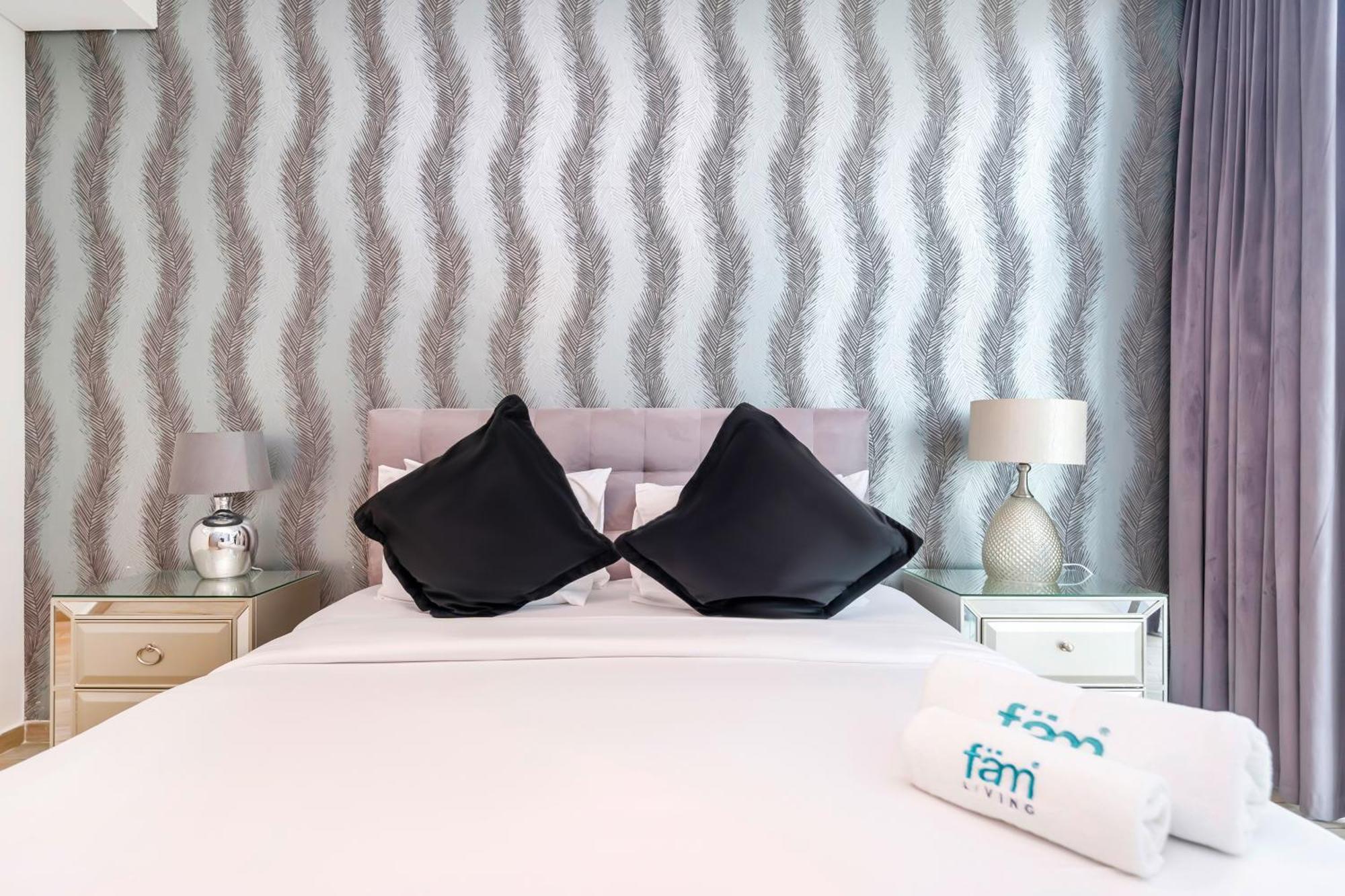 Fam Living - Mada Residences Downtown Dubaï Extérieur photo